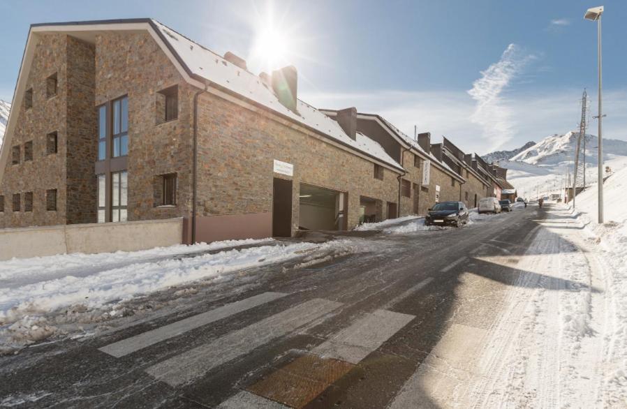 Lux Aigle "Acceso Directo A Pistas" Daire Pas De La Casa Dış mekan fotoğraf